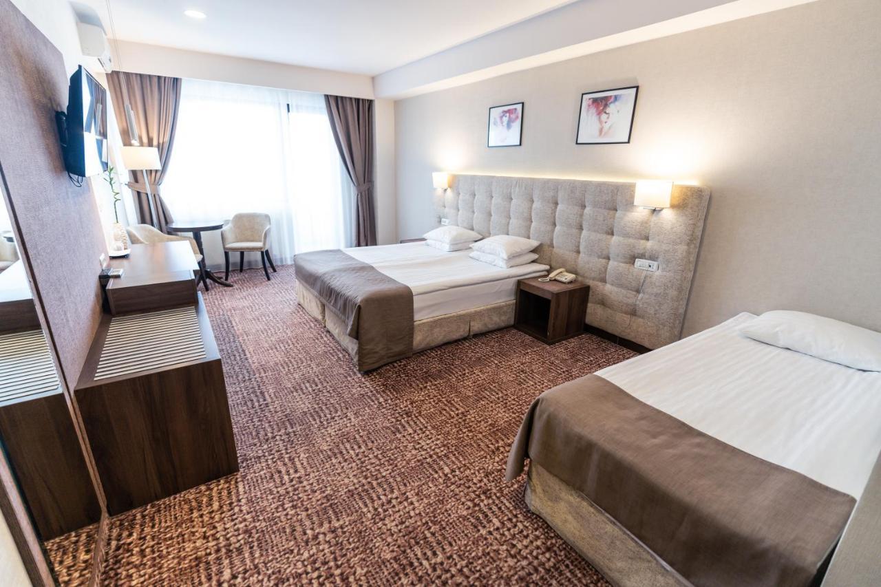 Grand Belvedere Hotel 4*